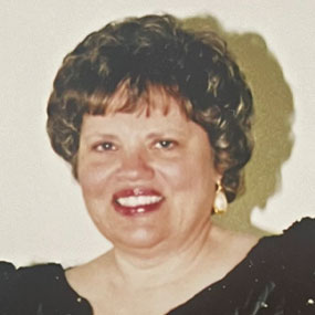 Mary Sue Hyatt ’70. Link to her story
